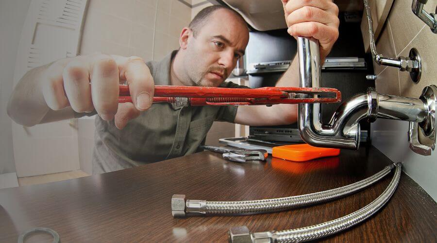 Expert burst pipe repair services in Kremlin, OK